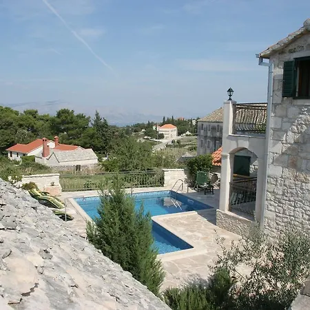 Villa Villa Skrip