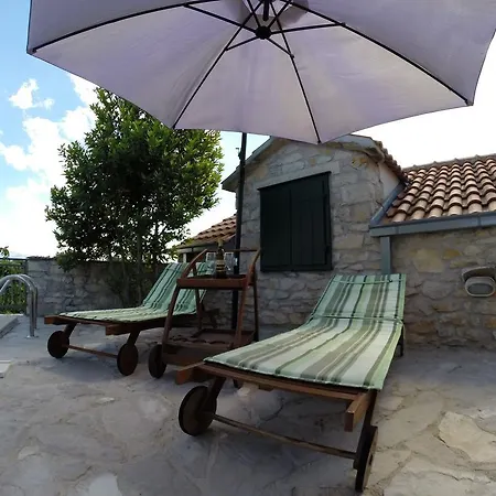 Villa Villa Skrip *